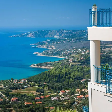 ヴィラ Emerald Vlachata