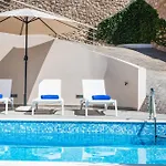 Emerald Villa